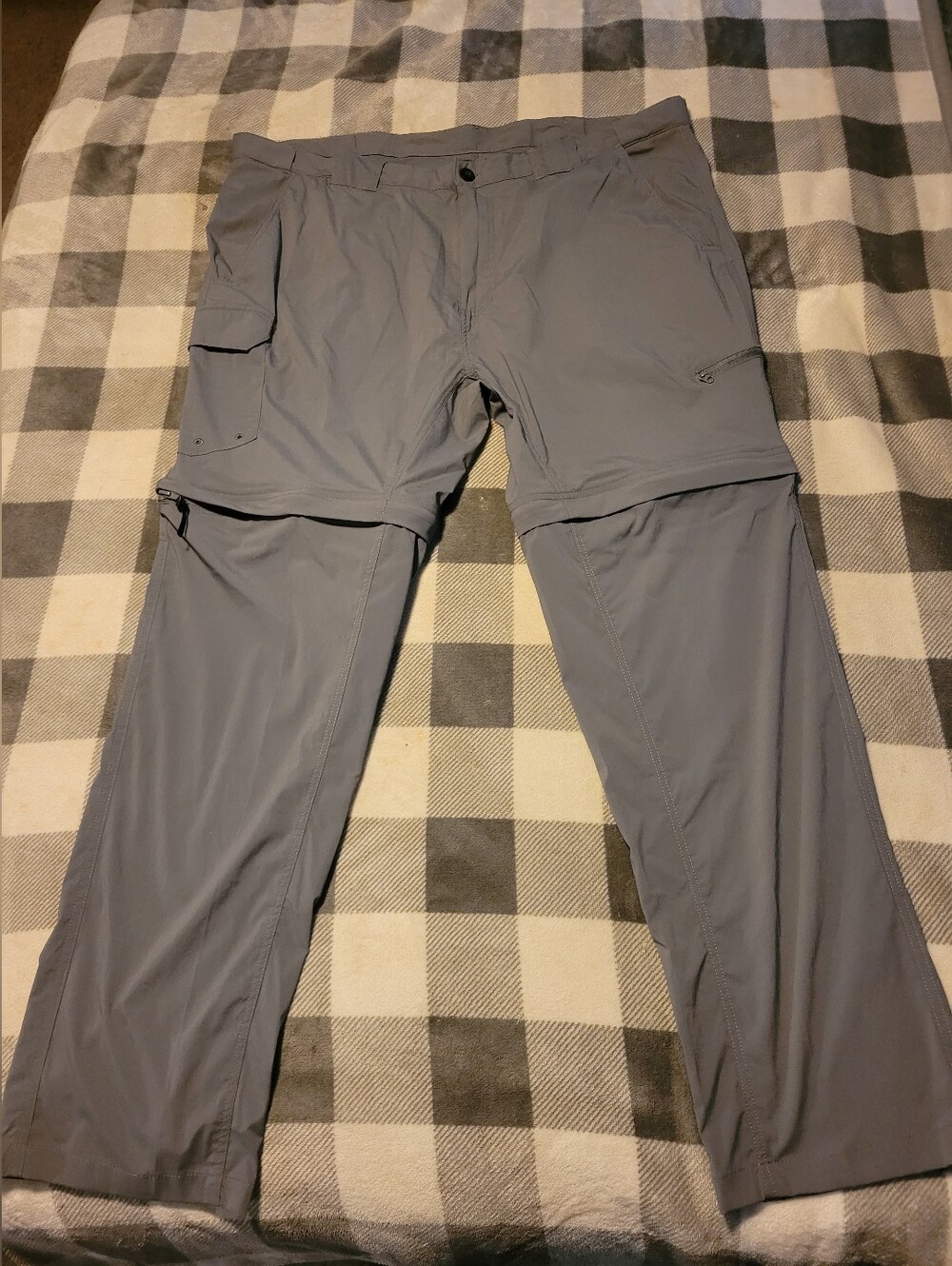 Magellan Outdoors Men's 2XL Zip-Off Cargo Pants - Gray